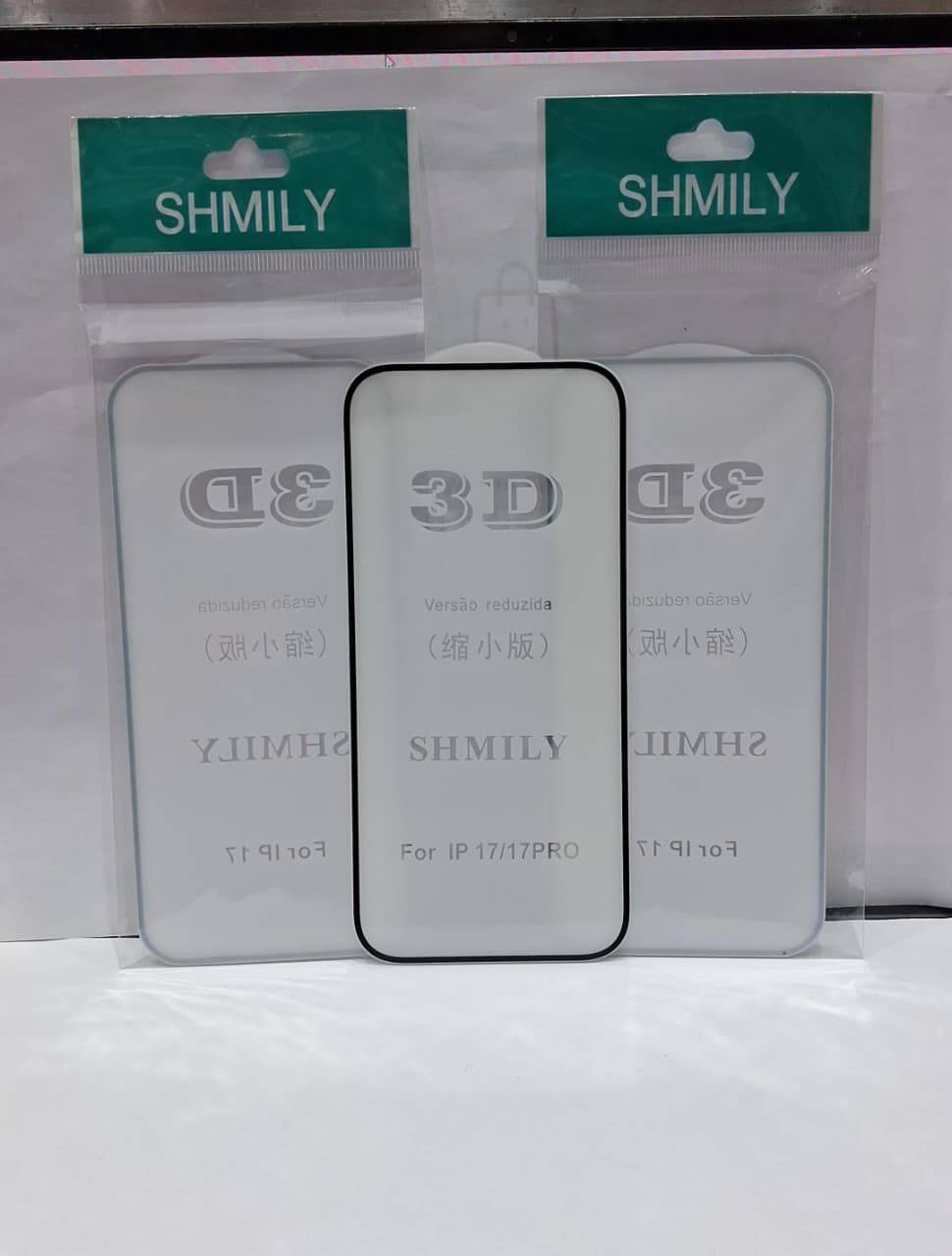 PELICULA 3D IP 17 PRO