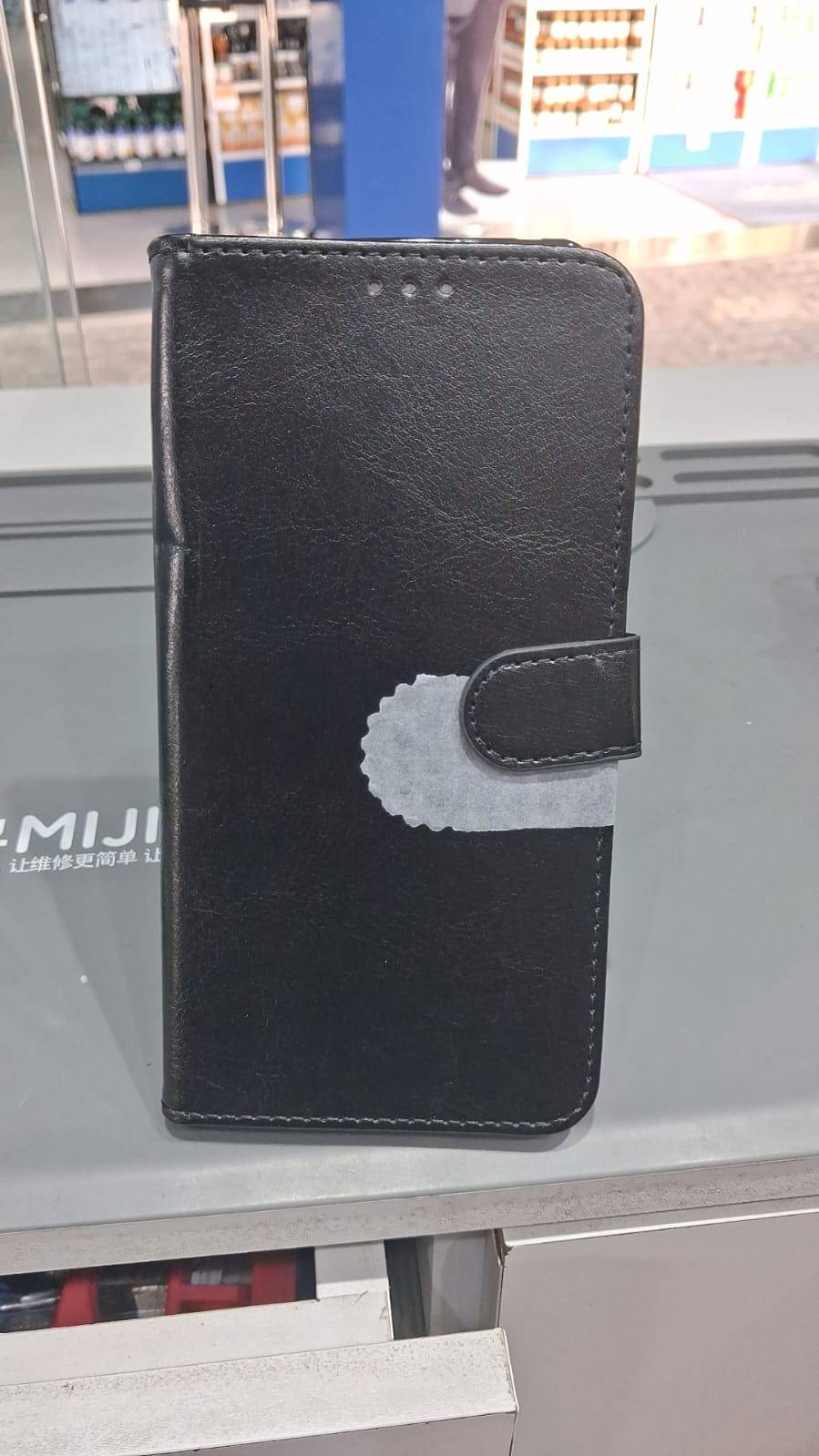 CAPA CARTEIRA EDGE 40 5G PRETA