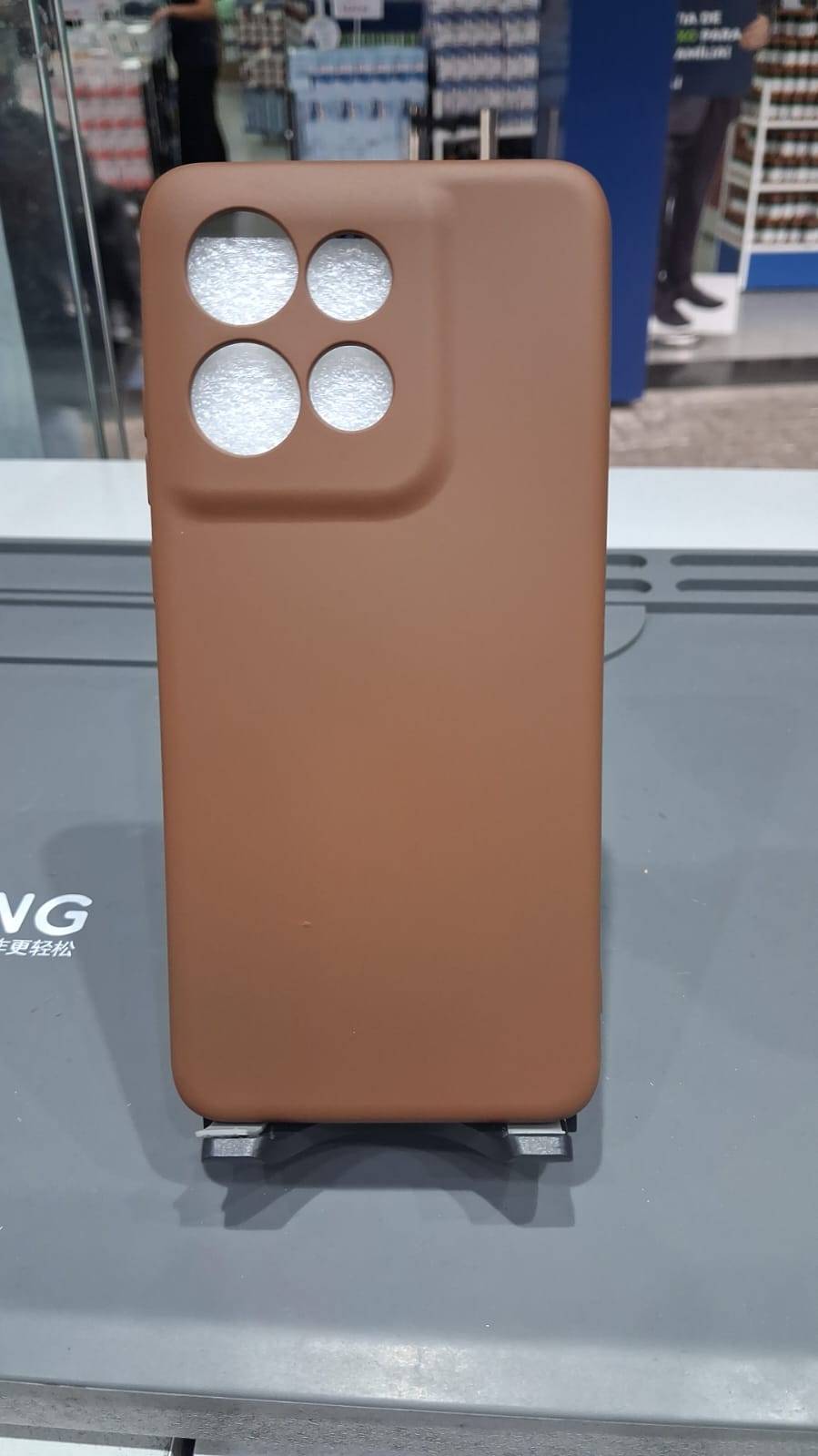 CAPA CASE EDGE 60 NEO MARROM