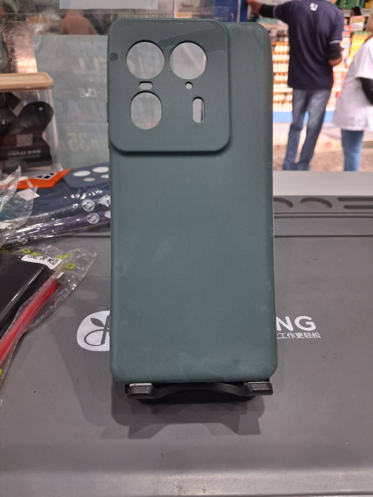 CAPA EDGE 5C ULTRA VERDE MUSGO