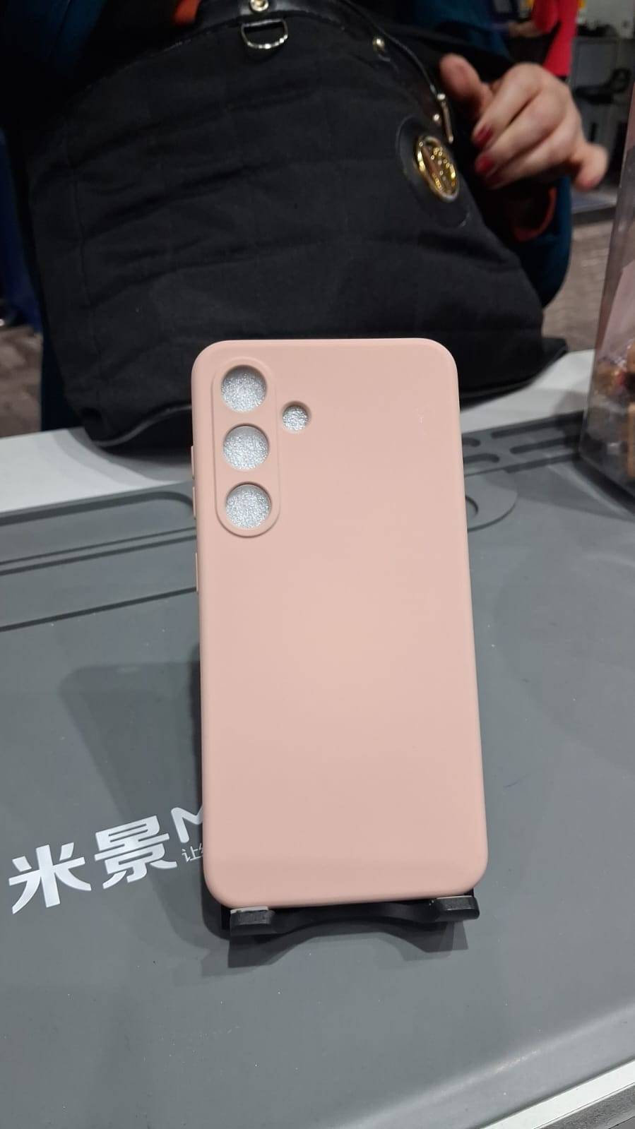 CAPA CASE S24 SALMÃO