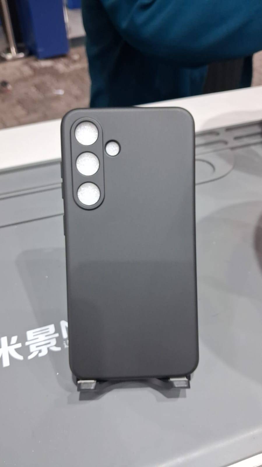 CAPA CASE S24 PRETA