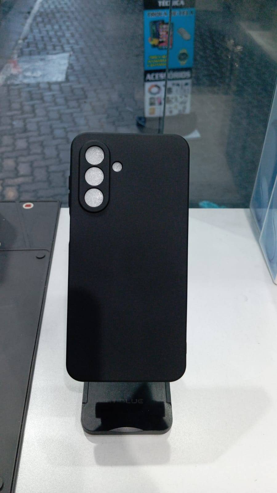 CAPA CASE PRETO A26