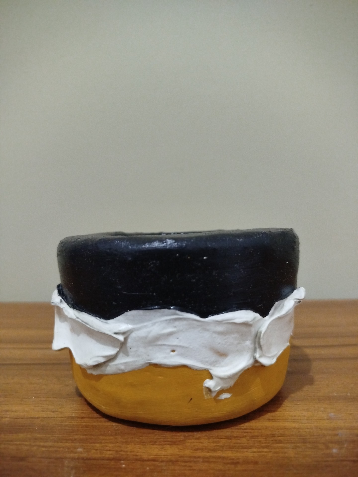 PORTA VELAS AUTORAL EM CIMENTO EM RELEVO COM DESIGN EXCLUSIVO