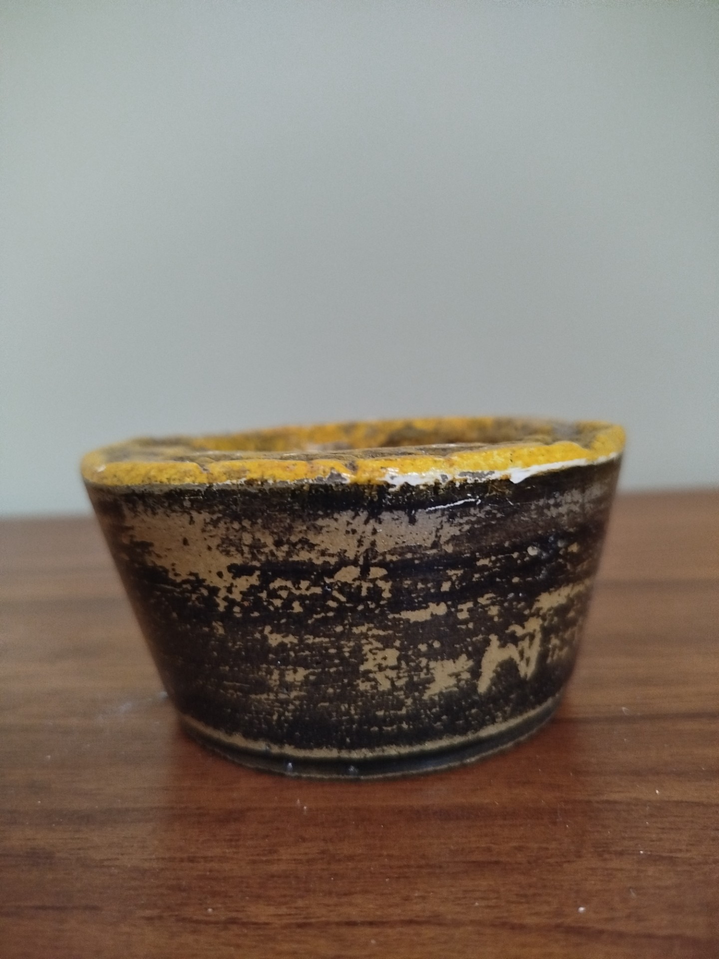 PORTA VELAS AUTORAL EM CIMENTO EM RELEVO COM DESIGN EXCLUSIVO