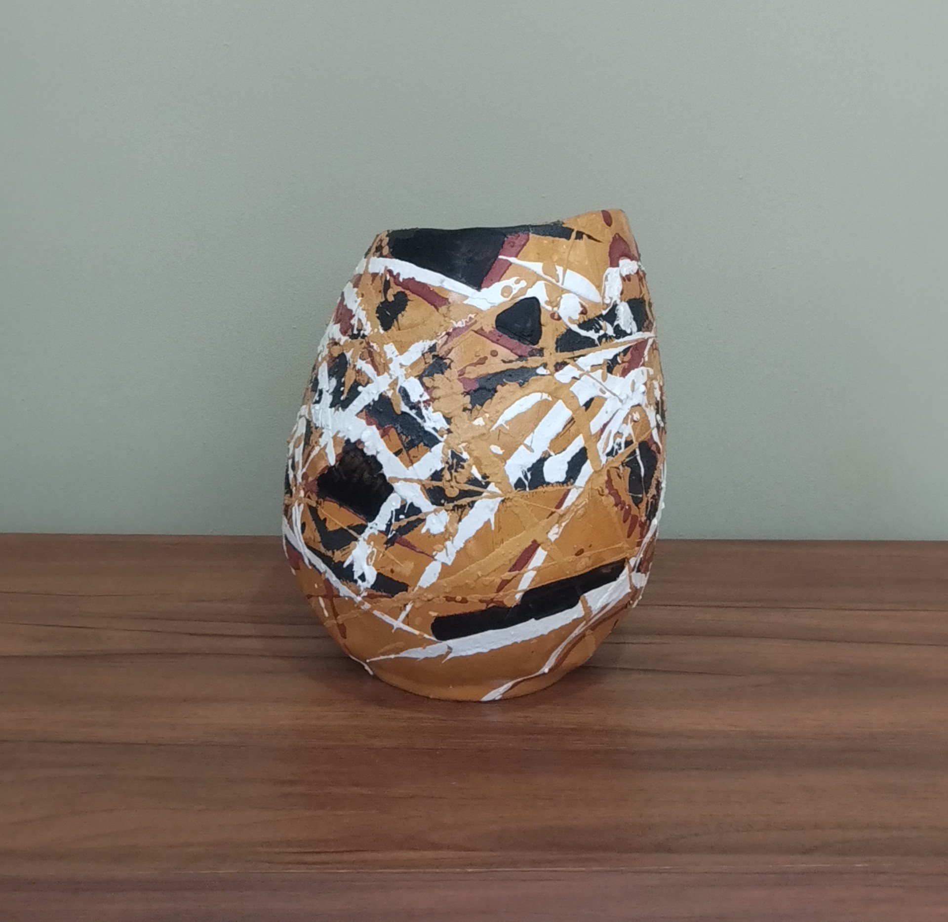 VASO AUTORAL DECORATIVO ETNA- DESIGN EXCLUSIVO